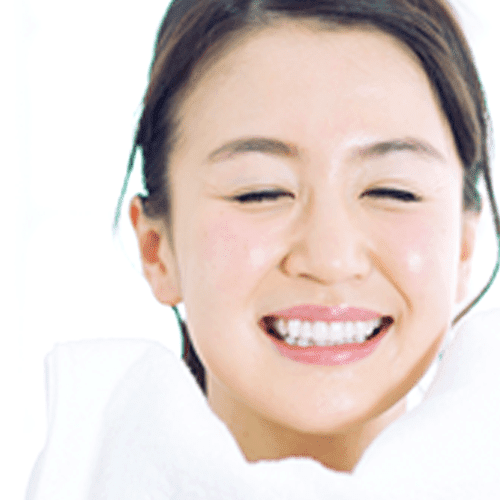 肌への摩擦を減らし、物理的な刺激も軽減