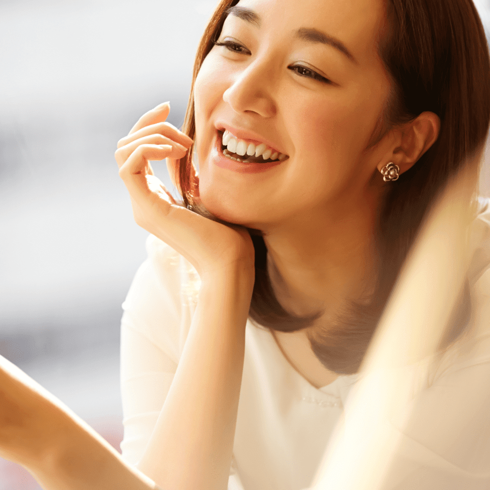 笑顔の女性